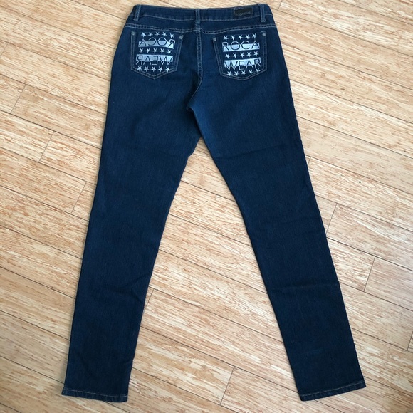 Vintage RocaWear Junior Skinny Blue Jeans size 13 Embroidered Pockets - Picture 7 of 12